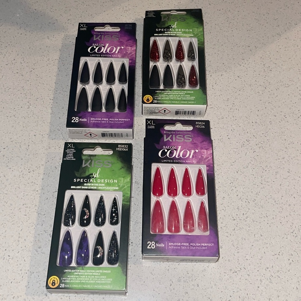 XL KISS Nails NWOT